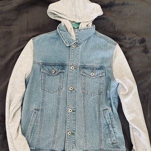 Never used and is in great condition